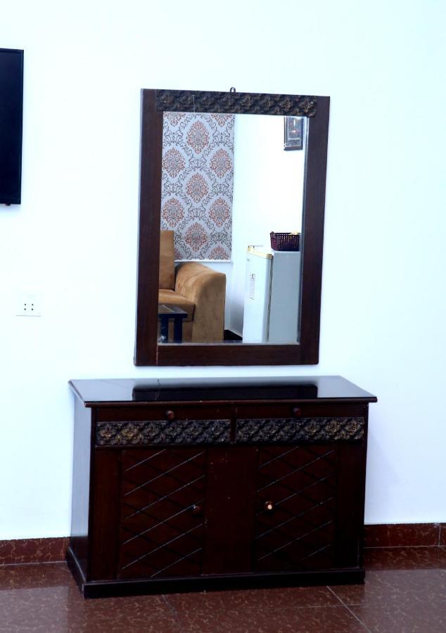 Premier Inn Mall Lahor Kültér fotó